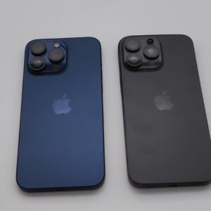 Gehäuse für iPhone 15 Pro Max Akkudeckel Glas Rückseite Backcover Rahmen Vormontiert